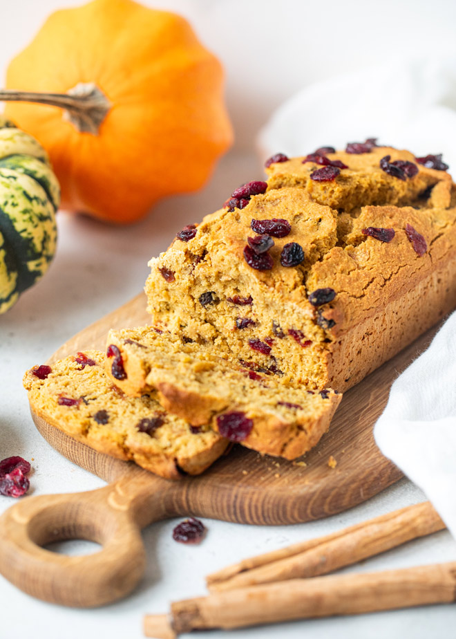 Pumpkin Bread With Cranberries