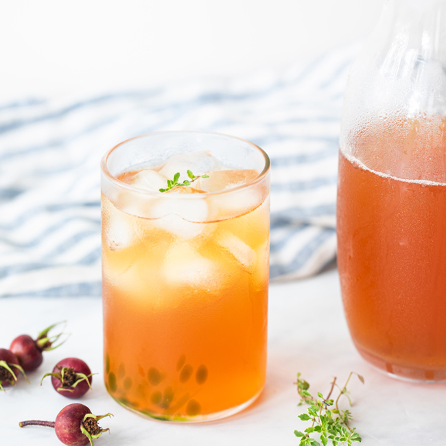 Rose Hip, Thyme, & Raw Honey Iced Tea