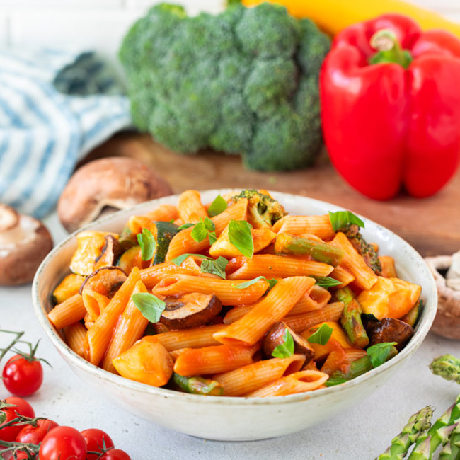 Roasted Red Pepper & Vegetable Pasta